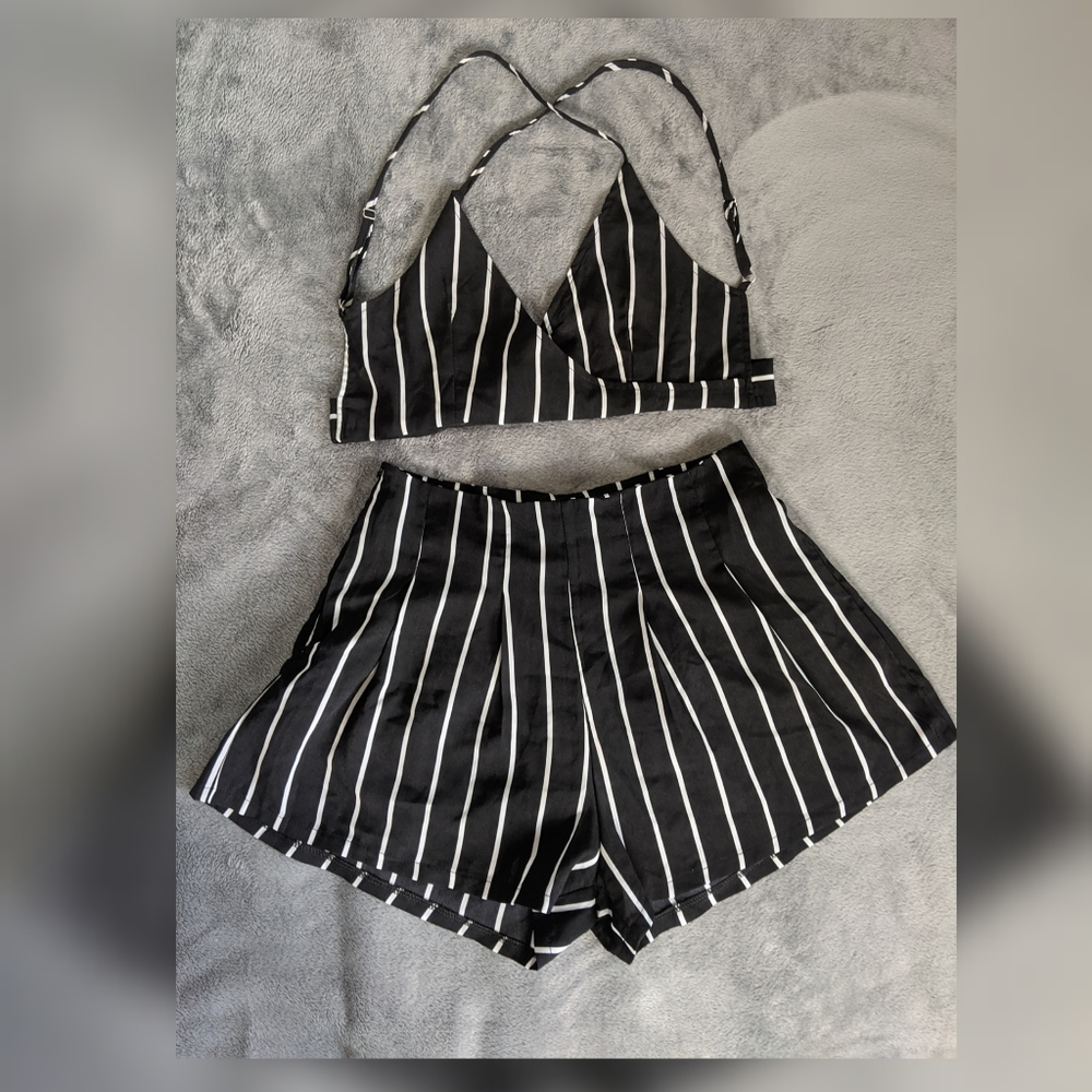 Crop top Shorts set